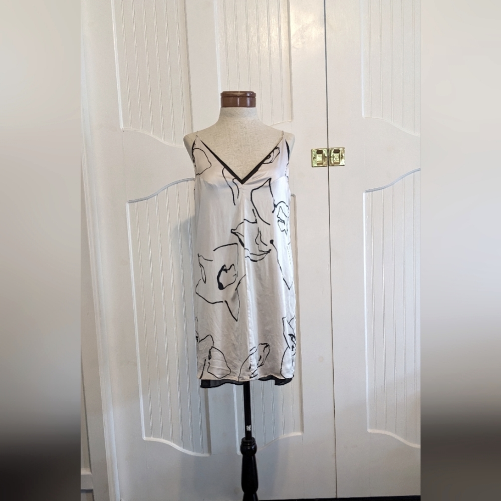 Club Monaco 100% silk Mini Shift Dress